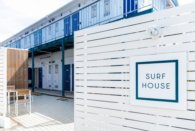 SURF HOUSEサムネイル
